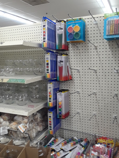 Dollar Store «Dollar Tree», reviews and photos, 1391 SE 17th St, Fort Lauderdale, FL 33316, USA