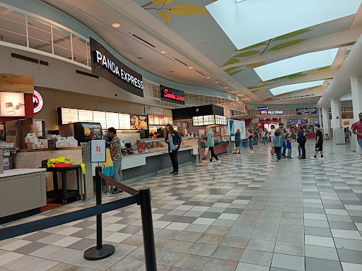 Shopping Mall «Coral Ridge Mall», reviews and photos, 1451 Coral Ridge Ave, Coralville, IA 52241, USA