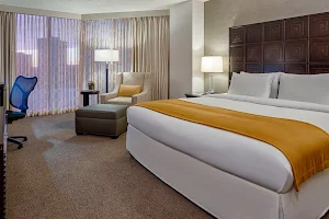 DoubleTree by Hilton Hotel Houston - Greenway Plaza image