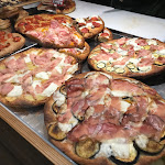 Photo n°3 de l'avis de MATTIA.E fait le 20/02/2018 à 14:41 sur le  Focaccia store Belvedere à Trento