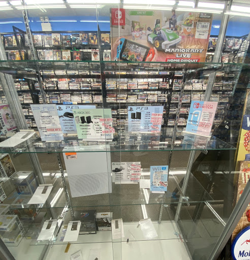 Video Game Store «Disc Replay Naperville», reviews and photos, 556 IL-59, Naperville, IL 60540, USA