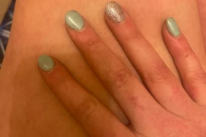 Susans Nails image