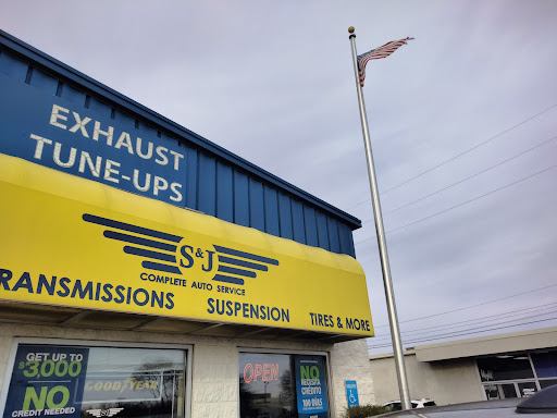 Auto Repair Shop «S & J Complete Auto», reviews and photos, 624 Murfreesboro Pike, Nashville, TN 37210, USA