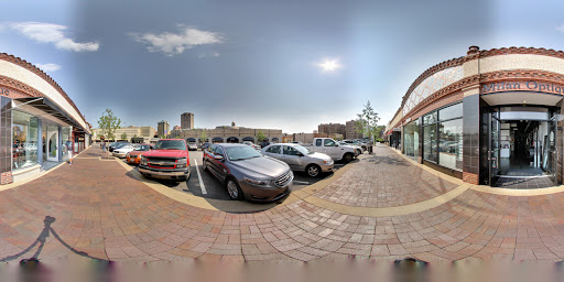 Optician «Milan Optique», reviews and photos, 608 W 48th St, Kansas City, MO 64112, USA