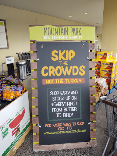 Grocery Store «New Seasons Market Mountain Park», reviews and photos, 3 Monroe Pkwy, Lake Oswego, OR 97035, USA