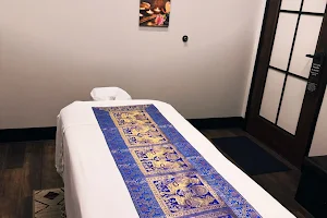 Thai Lotus Massage image