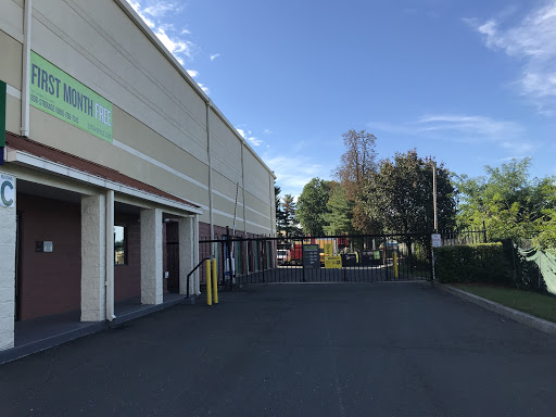 Self-Storage Facility «Extra Space Storage», reviews and photos, 1934 W Main St, Stamford, CT 06902, USA