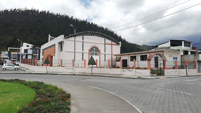 Iglesia Católica de la Virgen del Quinche