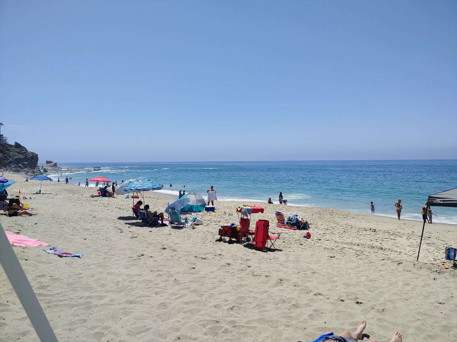Aliso beach的照片 带有宽敞的海岸