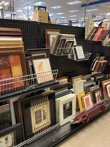 Thrift Store «Goodwill», reviews and photos, 4101 Gibsonia Rd, Gibsonia, PA 15044, USA