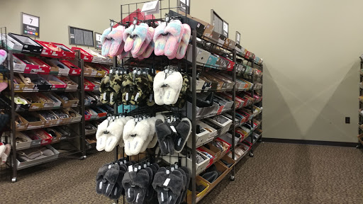 Shoe Store «DSW Designer Shoe Warehouse», reviews and photos, 160 Oakway Rd #300, Eugene, OR 97401, USA