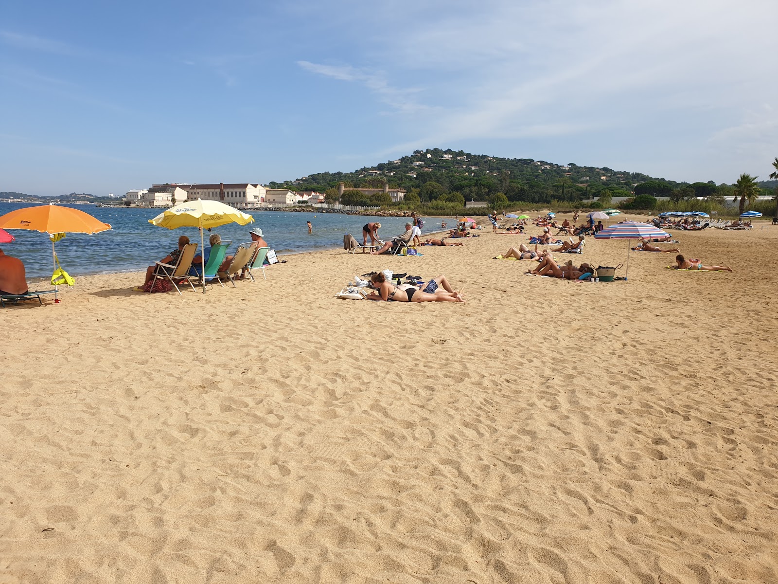 Zdjęcie Plaża Marina Cogolin z przestronna zatoka