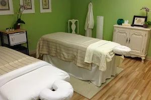 Waters Edge Day Spa image