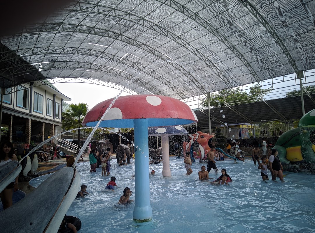 Telogo Sewu Swimming Pool & Outbound