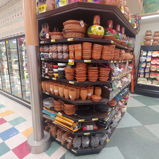 Supermarket «Vallarta Supermarkets», reviews and photos, 10950 Sherman Way, Burbank, CA 91505, USA