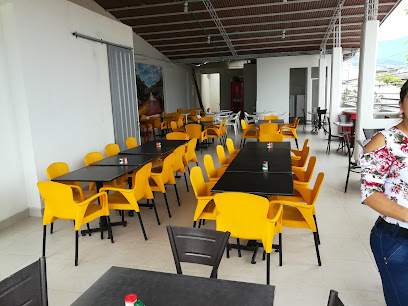 Asadero y restaurante la gran esquina donde tito - Cra. 23 #11-87, Acacías, Meta, Colombia