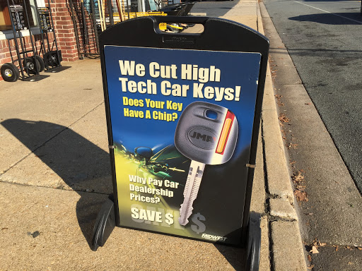 Hardware Store «Easton Hardware & Floor Covering», reviews and photos, 303 N Washington St, Easton, MD 21601, USA