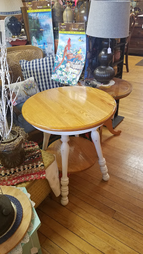 Antique Store «Antiques & Rusty Relics», reviews and photos, 3570 Fancher Rd, Holley, NY 14470, USA