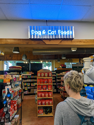 Pet Supply Store «Pet Loft», reviews and photos, 6333 SW Macadam Ave #104, Portland, OR 97239, USA