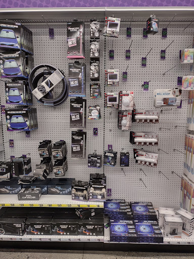 Variety Store «Five Below», reviews and photos, 1155 Mount Vernon Hwy NE #750, Atlanta, GA 30338, USA