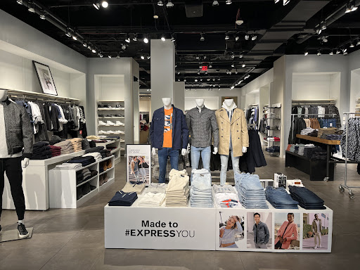 Clothing Store «Express», reviews and photos, 4396 Holly Drive, Beavercreek, OH 45440, USA