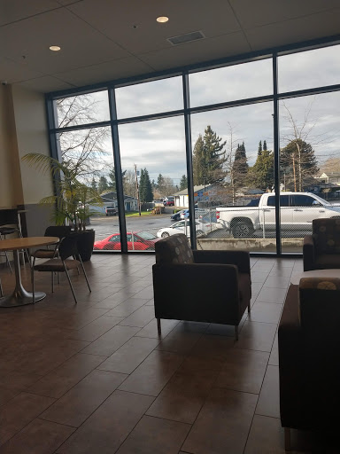 Toyota Dealer «Toyota of Puyallup», reviews and photos, 1400 River Rd, Puyallup, WA 98371, USA
