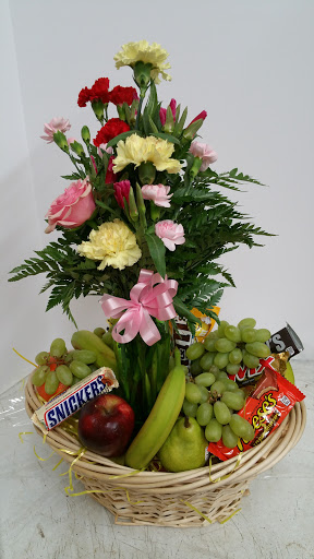 Florist «Roadrunner Florist», reviews and photos, 2007 W Bethany Home Rd, Phoenix, AZ 85015, USA