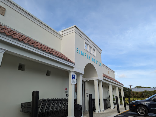 Gourmet Grocery Store «Village Beach Market», reviews and photos, 4905 Florida A1A, Vero Beach, FL 32963, USA