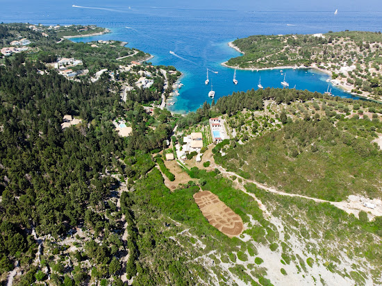Agia Marina Ozias Beach