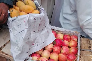 Fruits and Vegetables Market image