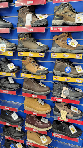 Sporting Goods Store «Big 5 Sporting Goods», reviews and photos, 4343 Sepulveda Blvd, Culver City, CA 90230, USA