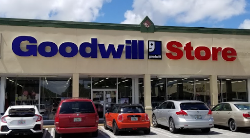 Thrift Store «Goodwill», reviews and photos, 3282 N State Rd 7, Lauderdale Lakes, FL 33309, USA
