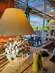 Photo n°100 de Hôtel Restaurant Les Cavalets à Bauduen ()