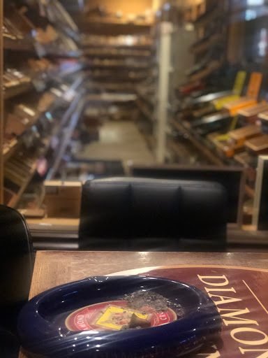 Tobacco Shop «Tobacco Rose Cigars», reviews and photos, 1423 E Stadium Blvd, Ann Arbor, MI 48104, USA
