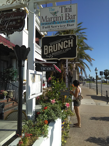 Cocktail Bar «Tradewinds Lounge», reviews and photos, 124 Charlotte St, St Augustine, FL 32084, USA