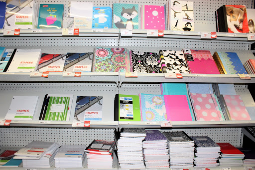 Office Supply Store «Staples», reviews and photos, 14497 Potomac Mills Rd, Woodbridge, VA 22192, USA