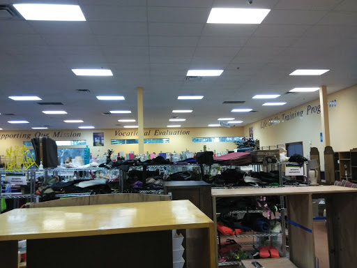 Thrift Store «Goodwill Port St. Lucie/Gatlin Store & Donation Center», reviews and photos