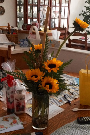 Florist «Chalet Floral», reviews and photos, 700 W Hackley Ave, Muskegon, MI 49441, USA