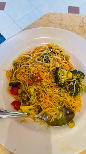 Restaurant «The Cheesecake Factory», reviews and photos, 21076 Dulles Town Cir, Sterling, VA 20166, USA