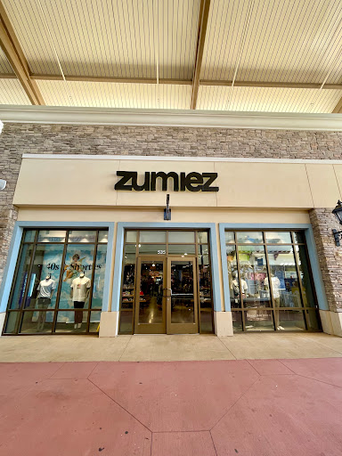 Zumiez