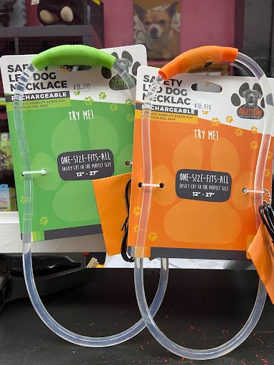 Pet Supply Store «Haute Dogs Boutique & Barkery», reviews and photos, 507 Georgia St, Vallejo, CA 94590, USA