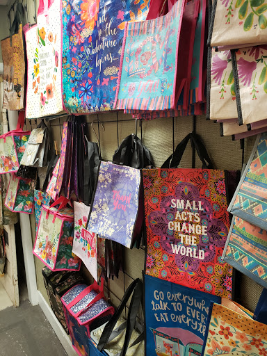 Antique Store «Logan Village Mall», reviews and photos, 977 Logan St, Noblesville, IN 46060, USA