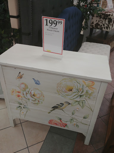 Home Goods Store «Christmas Tree Shops», reviews and photos, 13361 Hall Rd, Utica, MI 48315, USA