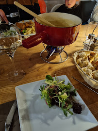 Raclette du Restaurant français La Chaumière à Puy-Saint-Vincent - n°3