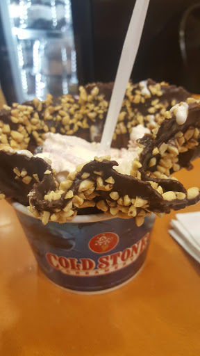Ice Cream Shop «Cold Stone Creamery», reviews and photos, 2015 S Hurstbourne Pkwy, Louisville, KY 40220, USA