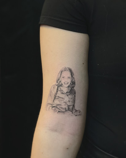 Explore ideas de tattoo para mujer, creative tattoo ideas in Cambridge, available at Hidden Vibes Tattoo