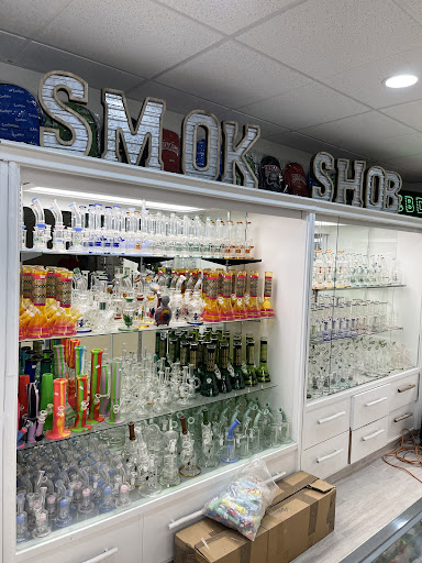 Tobacco Shop «Sky Smoke Shop», reviews and photos, 247 W Grant Rd, Tucson, AZ 85705, USA