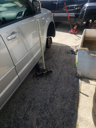 Auto Repair Shop «A Plus Tire And Auto», reviews and photos, 1706 Clearwater Largo Rd N, Clearwater, FL 33756, USA