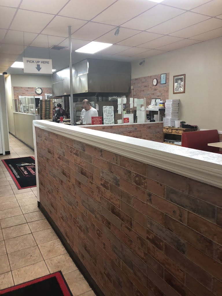 Minervini's Pizzeria 06512