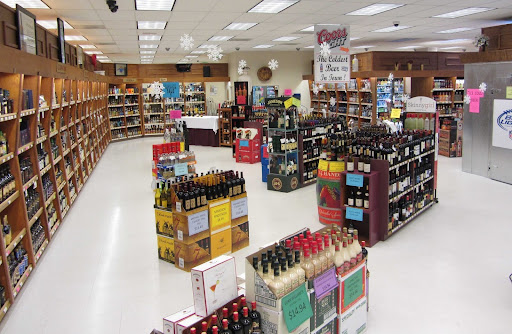 Liquor Store «Shelton Liquor & Wine», reviews and photos, 330 W Railroad Ave, Shelton, WA 98584, USA